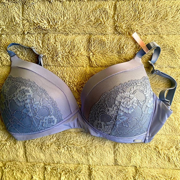 La vie en Rose Adjustable Hook Eye and Closure Pushup Bra - Picture 2 of 7